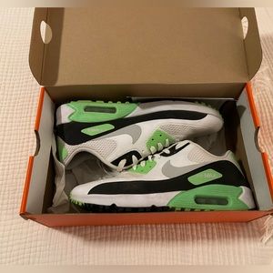 Men’s Nike Golf Shoes | Size 9.5 | LIKE NEW IN BOX